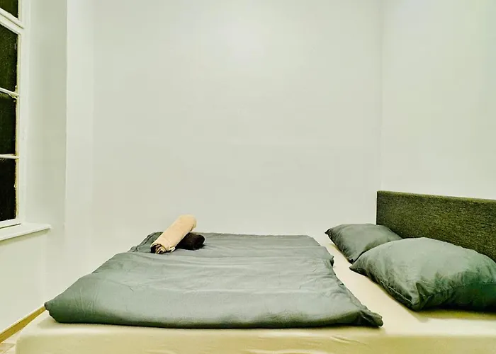 Διαμέρισμα Affordable 2br For 5 Near Praterstern Station *